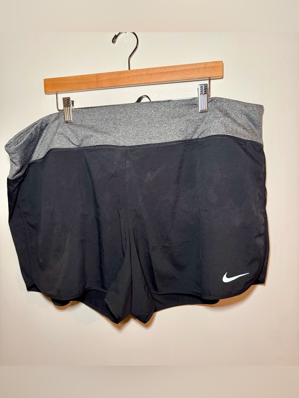 Nike black rival running shorts Size 2X